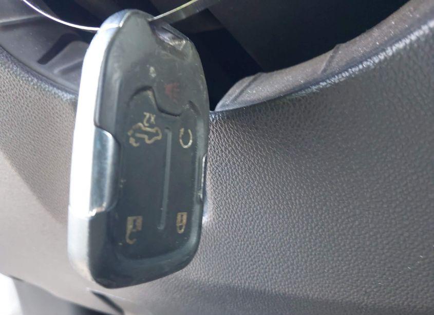 Photo 11 of 2020 Chevrolet Silverado 1500 4WD SHORT BED LT (VIN 3GCUYDED9LG205233)