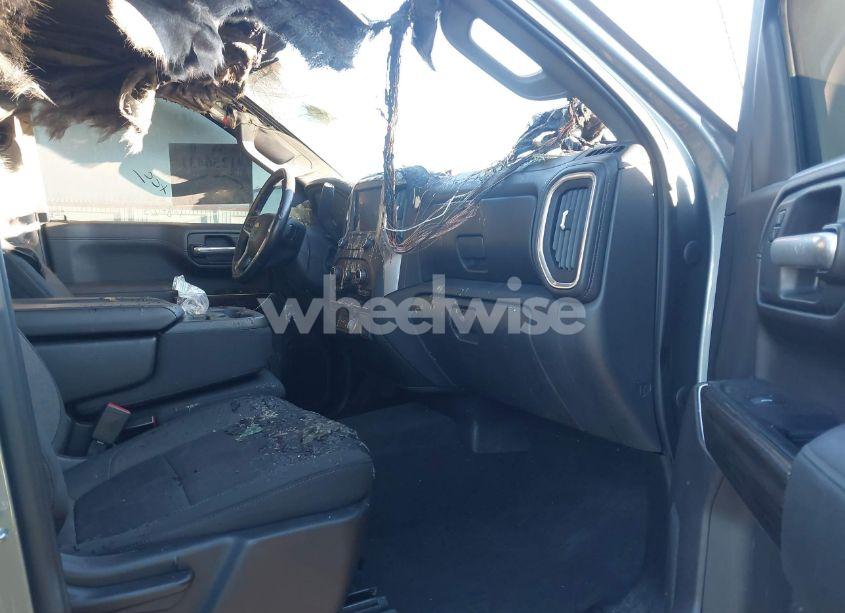 Photo 5 of 2020 Chevrolet Silverado 1500 4WD SHORT BED LT (VIN 3GCUYDED9LG445799)