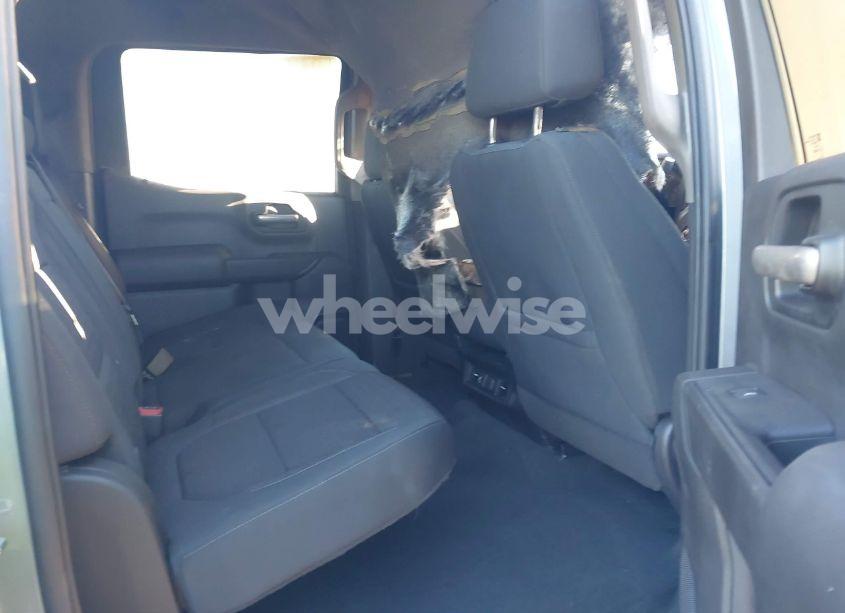 Photo 8 of 2020 Chevrolet Silverado 1500 4WD SHORT BED LT (VIN 3GCUYDED9LG445799)
