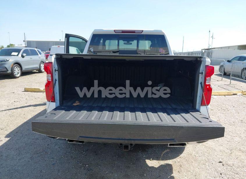 Photo 18 of 2021 Chevrolet Silverado 1500 4WD SHORT BED LT (VIN 3GCUYDED9MG439695)