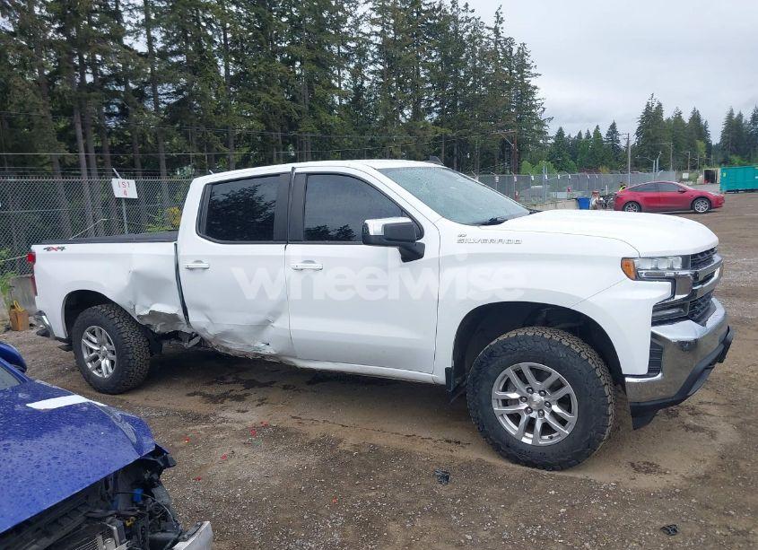 Photo 13 of 2019 Chevrolet Silverado 1500 LT (VIN 3GCUYDEDXKG191213)