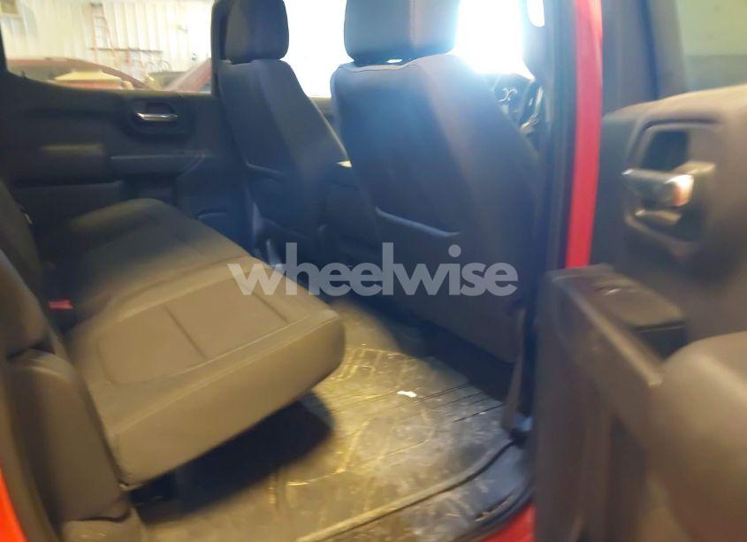 Photo 8 of 2020 Chevrolet Silverado 1500 4WD SHORT BED LT (VIN 3GCUYDEDXLG184375)