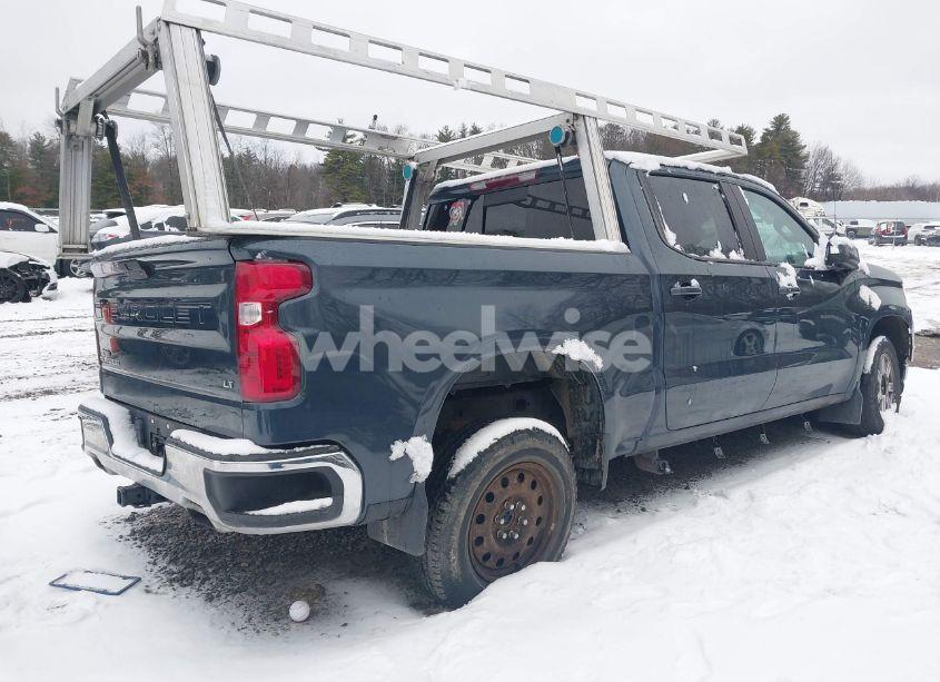 Photo 4 of 2020 Chevrolet Silverado 1500 4WD SHORT BED LT (VIN 3GCUYDEDXLG222025)