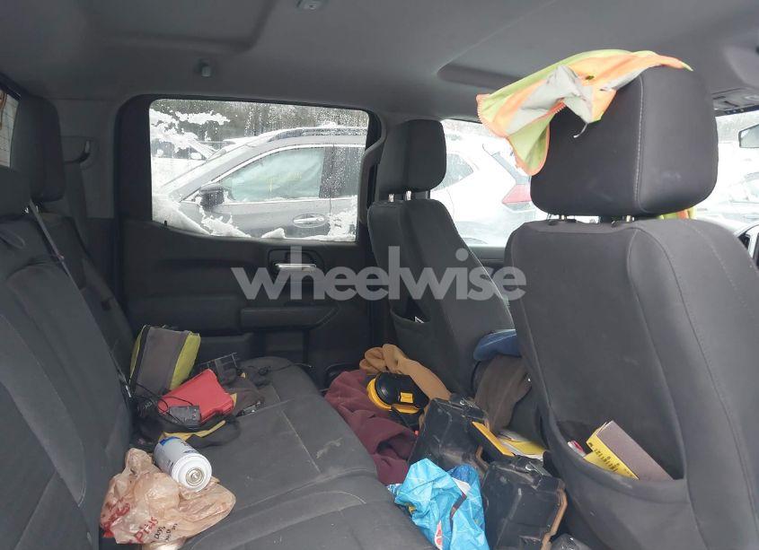 Photo 8 of 2020 Chevrolet Silverado 1500 4WD SHORT BED LT (VIN 3GCUYDEDXLG222025)