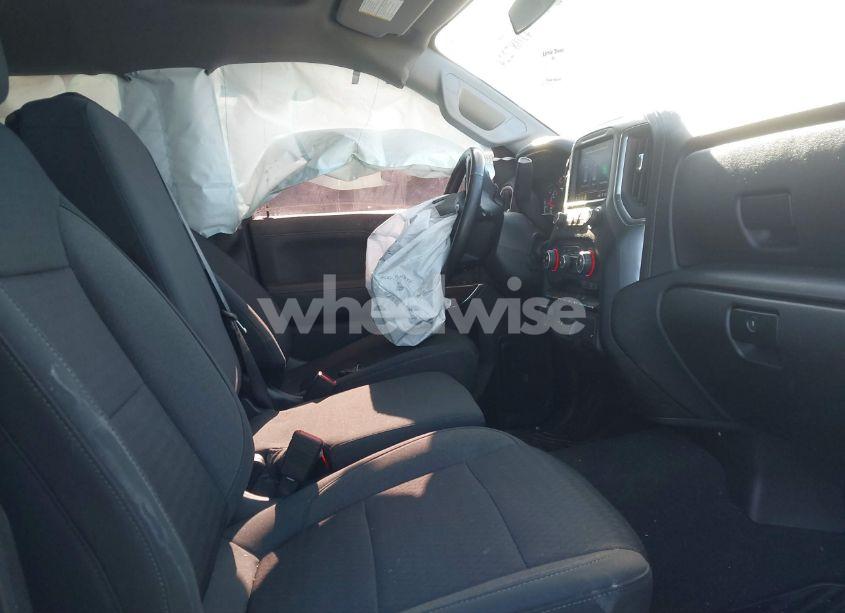 Photo 5 of 2020 Chevrolet Silverado 1500 4WD SHORT BED LT (VIN 3GCUYDEDXLG318883)