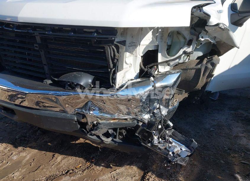 Photo 6 of 2020 Chevrolet Silverado 1500 4WD SHORT BED LT (VIN 3GCUYDEDXLG318883)