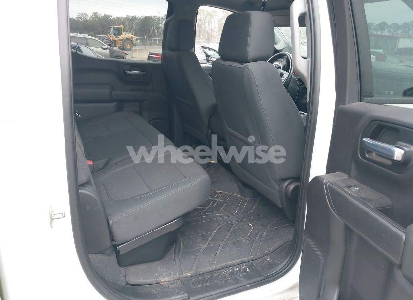 Photo 8 of 2020 Chevrolet Silverado 1500 4WD SHORT BED LT (VIN 3GCUYDEDXLG420894)