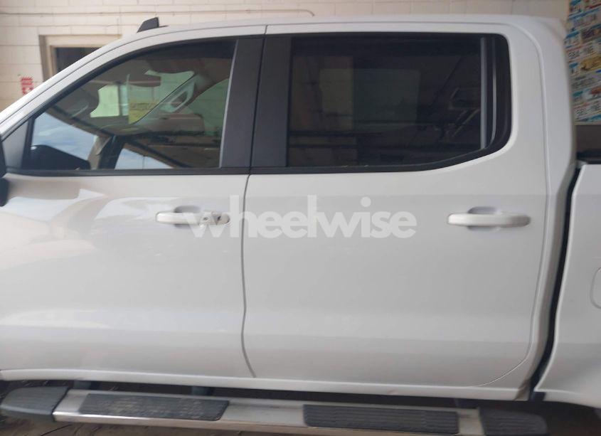 Photo 14 of 2021 Chevrolet Silverado 1500 4WD SHORT BED LT (VIN 3GCUYDEDXMG439687)