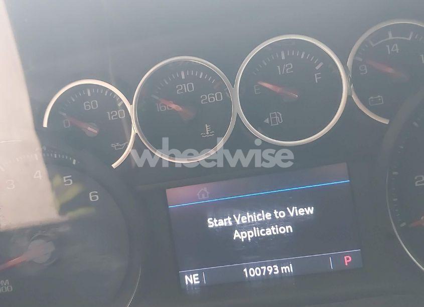 Photo 7 of 2021 Chevrolet Silverado 1500 4WD SHORT BED LT (VIN 3GCUYDEDXMG439687)