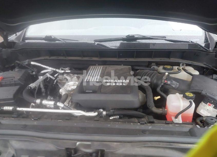 Photo 10 of 2020 Chevrolet Silverado 1500 4WD SHORT BED LT (VIN 3GCUYDET1LG322425)