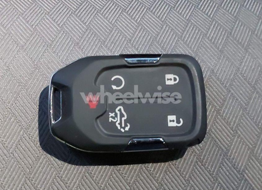 Photo 11 of 2020 Chevrolet Silverado 1500 4WD SHORT BED LT (VIN 3GCUYDET2LG265068)