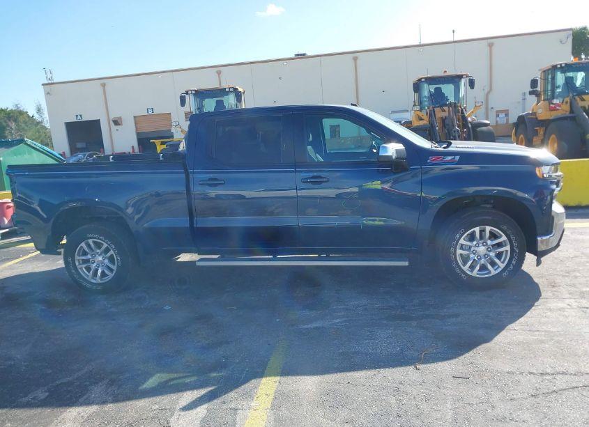 Photo 13 of 2021 Chevrolet Silverado 1500 4WD STANDARD BED LT (VIN 3GCUYDET2MG286536)