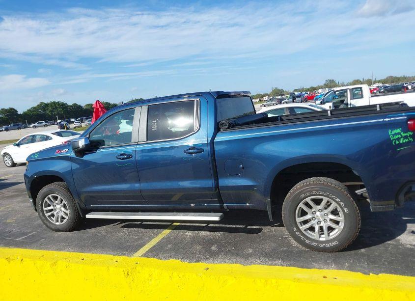 Photo 14 of 2021 Chevrolet Silverado 1500 4WD STANDARD BED LT (VIN 3GCUYDET2MG286536)