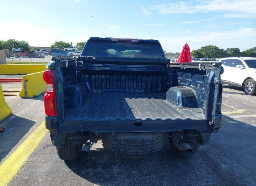 Photo 16 of 2021 Chevrolet Silverado 1500 4WD STANDARD BED LT (VIN 3GCUYDET2MG286536)