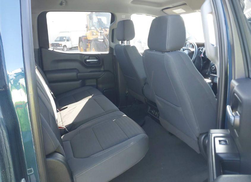 Photo 8 of 2021 Chevrolet Silverado 1500 4WD STANDARD BED LT (VIN 3GCUYDET2MG286536)