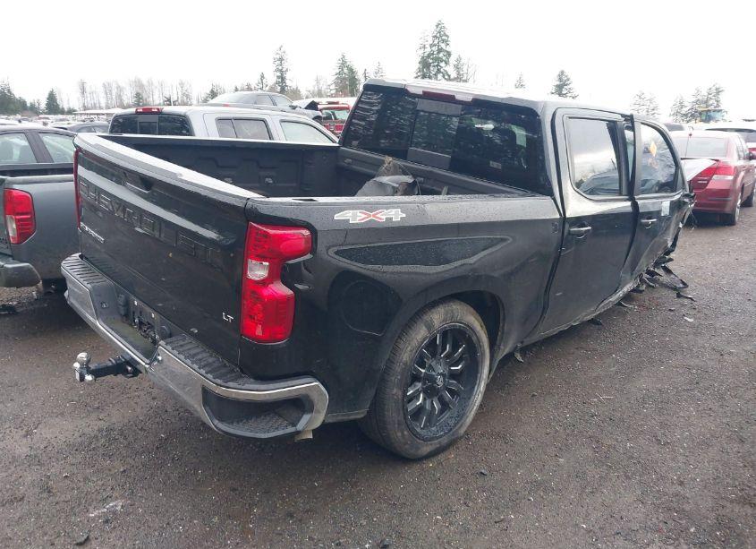 Photo 4 of 2021 Chevrolet Silverado 1500 4WD SHORT BED LT (VIN 3GCUYDET4MG287011)