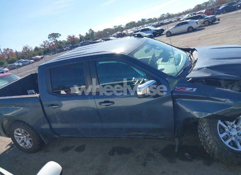 Photo 13 of 2020 Chevrolet Silverado 1500 4WD SHORT BED LT (VIN 3GCUYDET5LG217810)