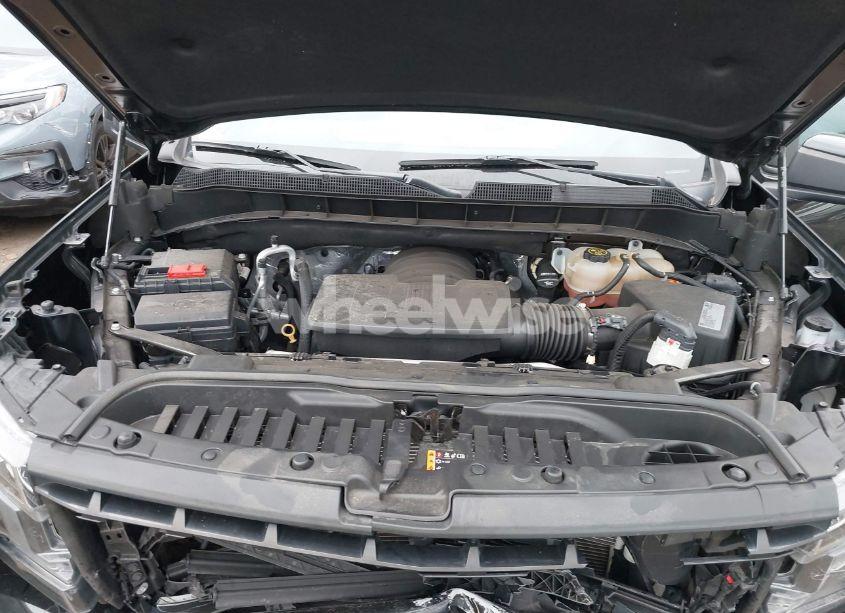 Photo 10 of 2021 Chevrolet Silverado 1500 4WD STANDARD BED RST (VIN 3GCUYEED0MG272519)