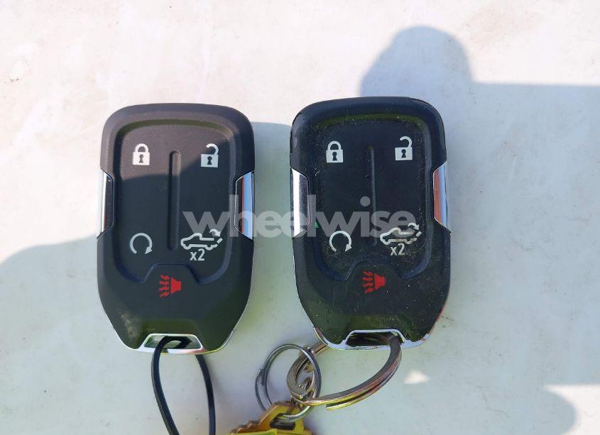 Photo 11 of 2019 Chevrolet Silverado 1500 RST (VIN 3GCUYEED1KG131763)