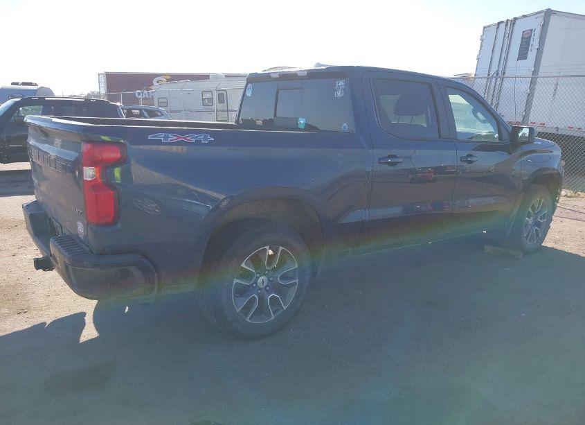 Photo 4 of 2019 Chevrolet Silverado 1500 RST (VIN 3GCUYEED1KG219132)