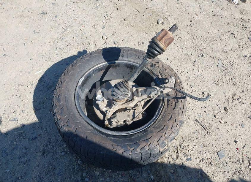 Photo 12 of 2020 Chevrolet Silverado 1500 4WD SHORT BED RST (VIN 3GCUYEED1LG325730)