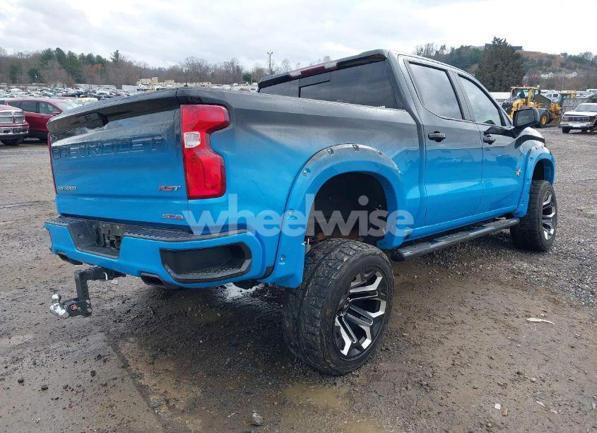 Photo 4 of 2021 Chevrolet Silverado 1500 4WD SHORT BED RST (VIN 3GCUYEED1MG181937)