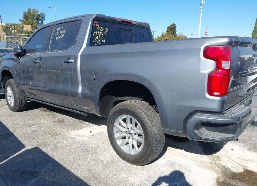 Photo 3 of 2021 Chevrolet Silverado 1500 4WD SHORT BED RST (VIN 3GCUYEED3MG291047)