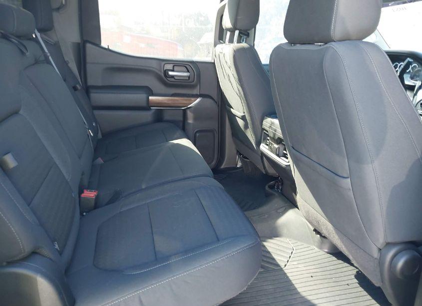 Photo 8 of 2021 Chevrolet Silverado 1500 4WD SHORT BED RST (VIN 3GCUYEED3MG291047)