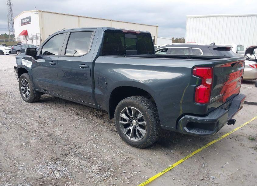 Photo 3 of 2019 Chevrolet Silverado 1500 RST (VIN 3GCUYEED4KG140425)