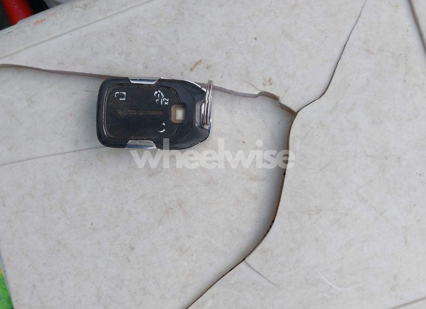 Photo 11 of 2019 Chevrolet Silverado 1500 RST (VIN 3GCUYEED4KG145091)