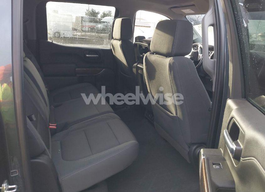 Photo 8 of 2019 Chevrolet Silverado 1500 RST (VIN 3GCUYEED4KG145091)