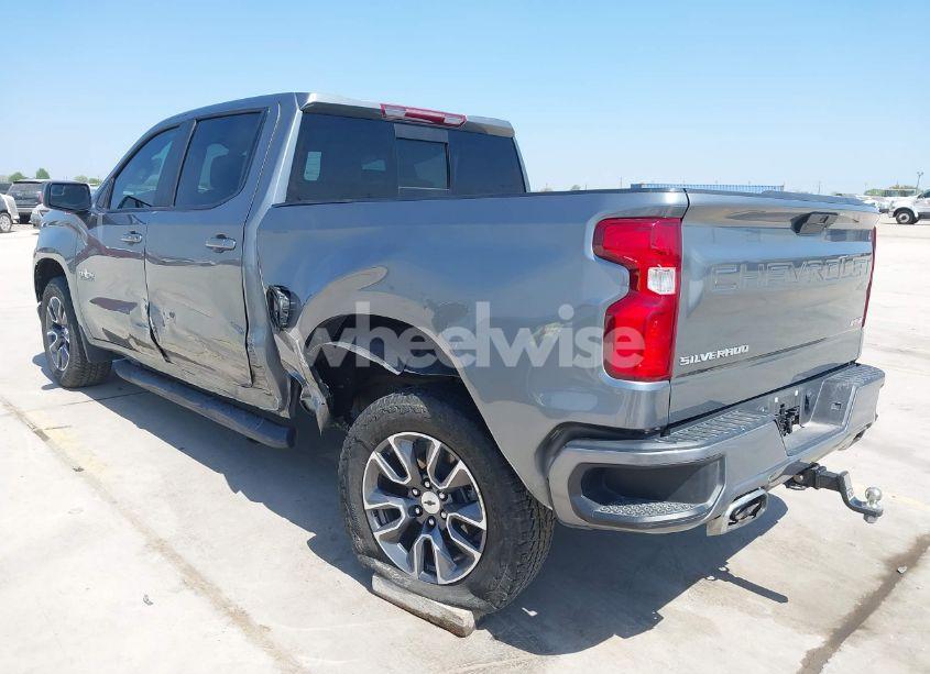 Photo 3 of 2021 Chevrolet Silverado 1500 (VIN 3GCUYEED4MG350199)