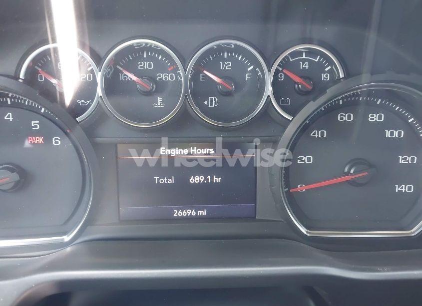 Photo 7 of 2021 Chevrolet Silverado 1500 (VIN 3GCUYEED4MG350199)