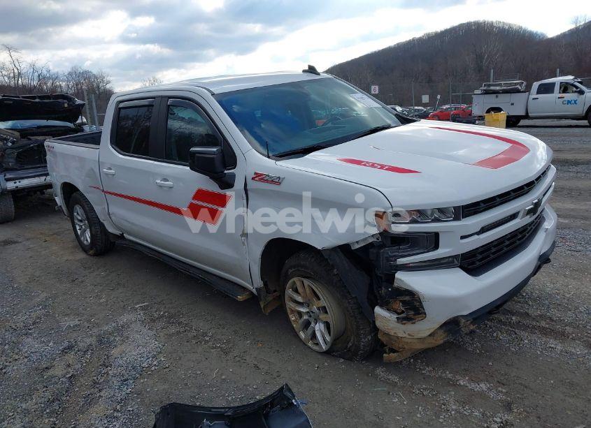 2019 Chevrolet Silverado 1500 RST (VIN 3GCUYEED5KG204438) main photo