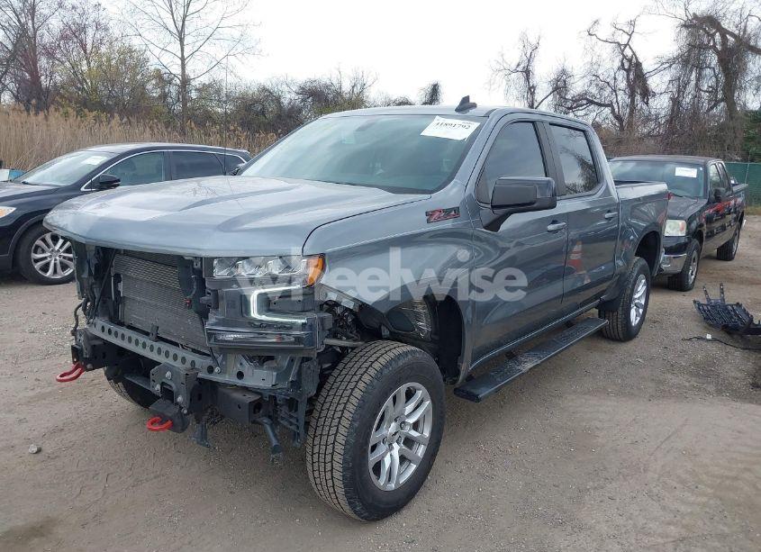 Photo 2 of 2021 Chevrolet Silverado 1500 4WD SHORT BED RST (VIN 3GCUYEED5MG187904)