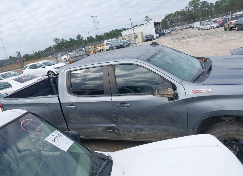 Photo 13 of 2021 Chevrolet Silverado 1500 (VIN 3GCUYEED5MG474286)