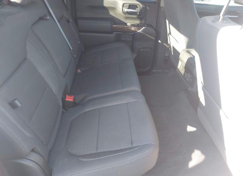 Photo 8 of 2019 Chevrolet Silverado 1500 RST (VIN 3GCUYEED6KG131760)