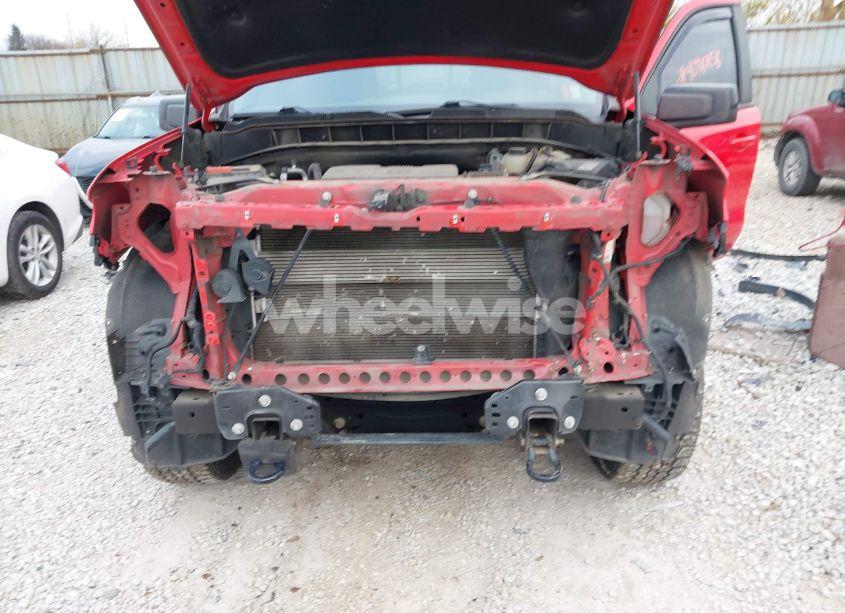 Photo 6 of 2019 Chevrolet Silverado 1500 RST (VIN 3GCUYEED6KG258718)