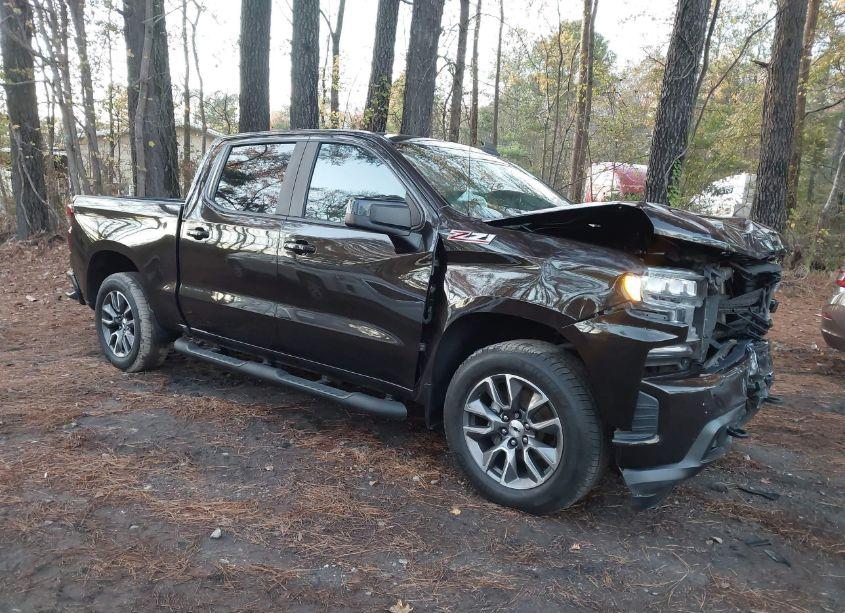 2020 Chevrolet Silverado 1500 4WD SHORT BED RST (VIN 3GCUYEED6LG195301) main photo