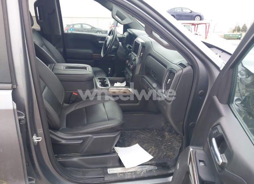 Photo 5 of 2021 Chevrolet Silverado 1500 4WD SHORT BED RST (VIN 3GCUYEED6MG145290)