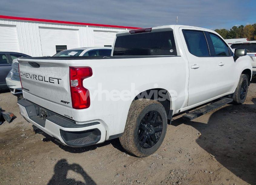 Photo 4 of 2021 Chevrolet Silverado 1500 4WD SHORT BED RST (VIN 3GCUYEED6MG476841)