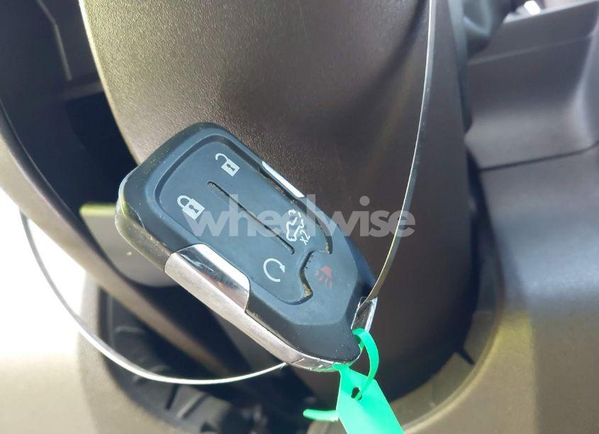 Photo 11 of 2020 Chevrolet Silverado 1500 4WD SHORT BED RST (VIN 3GCUYEED7LG210713)