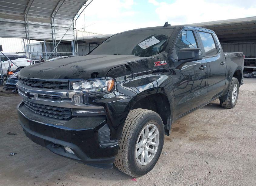 Photo 2 of 2020 Chevrolet Silverado 1500 4WD SHORT BED RST (VIN 3GCUYEED7LG237524)