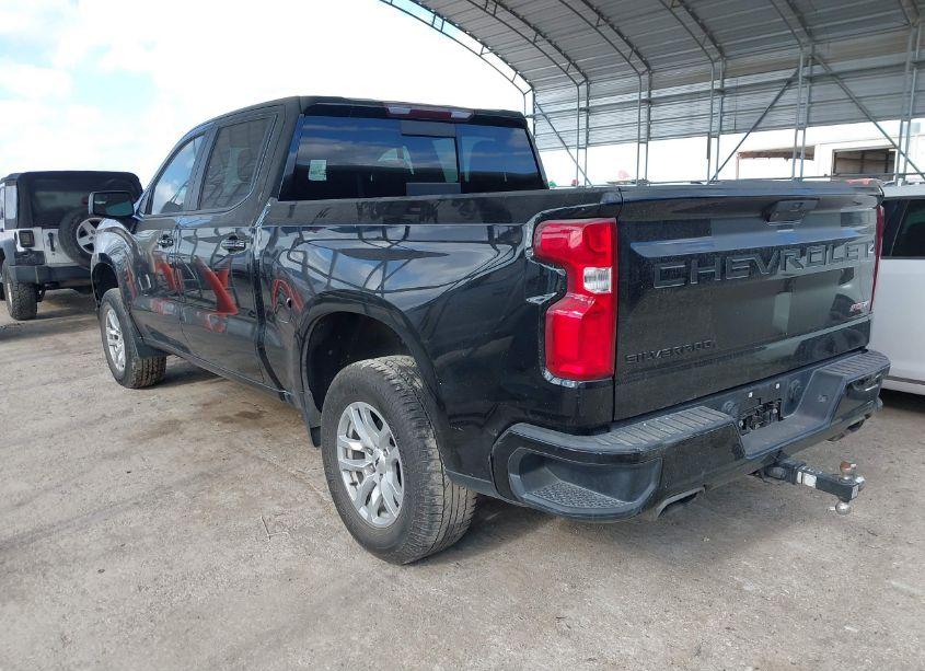 Photo 3 of 2020 Chevrolet Silverado 1500 4WD SHORT BED RST (VIN 3GCUYEED7LG237524)