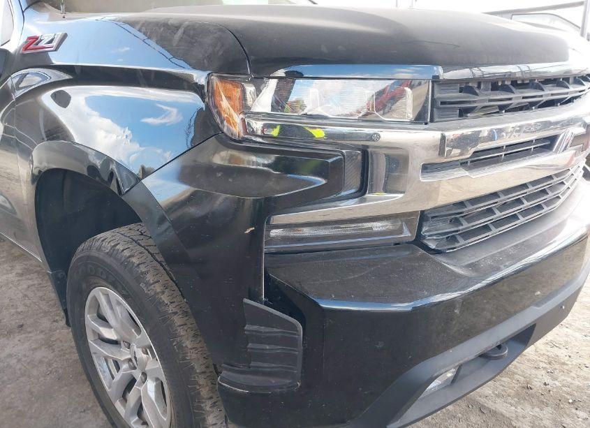 Photo 6 of 2020 Chevrolet Silverado 1500 4WD SHORT BED RST (VIN 3GCUYEED7LG237524)