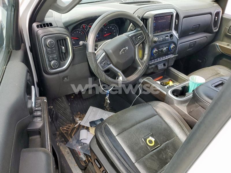 Photo 5 of 2020 CHEVROLET SILVERADO K1500 RST (VIN 3GCUYEED7LG284455)