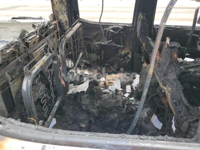 Photo 12 of 2019 CHEVROLET SILVERADO K1500 RST (VIN 3GCUYEED8KG262303)