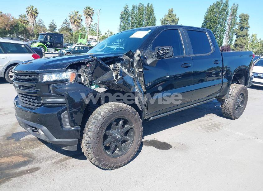 Photo 2 of 2020 Chevrolet Silverado 1500 4WD SHORT BED RST (VIN 3GCUYEED8LG118767)