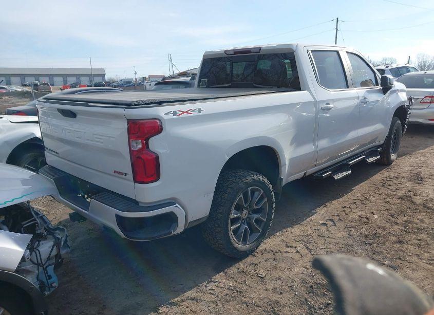Photo 4 of 2020 Chevrolet Silverado 1500 4WD STANDARD BED RST (VIN 3GCUYEED8LG182145)