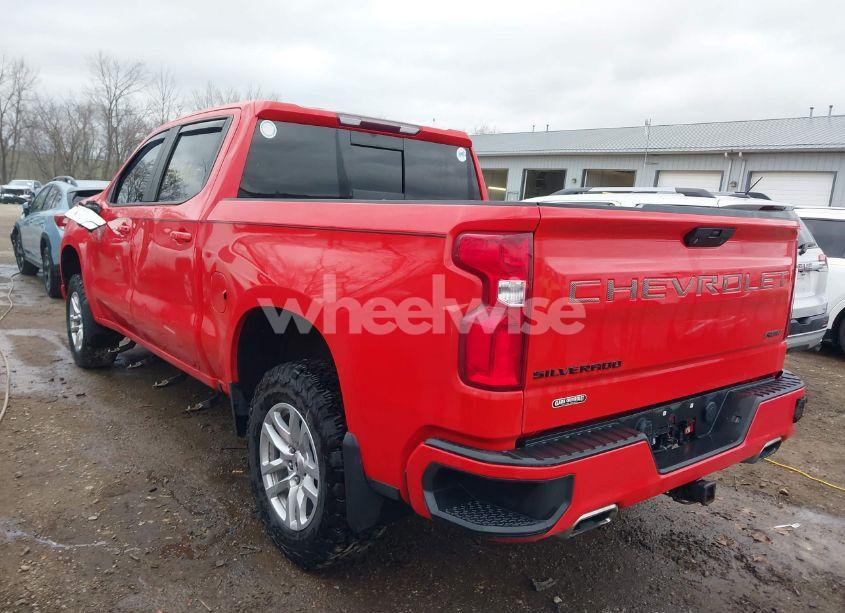 Photo 3 of 2020 Chevrolet Silverado 1500 4WD SHORT BED RST (VIN 3GCUYEED9LG139837)